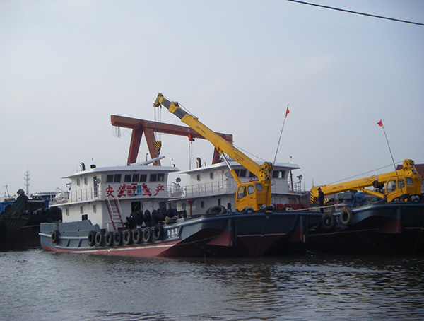 �������ؙC